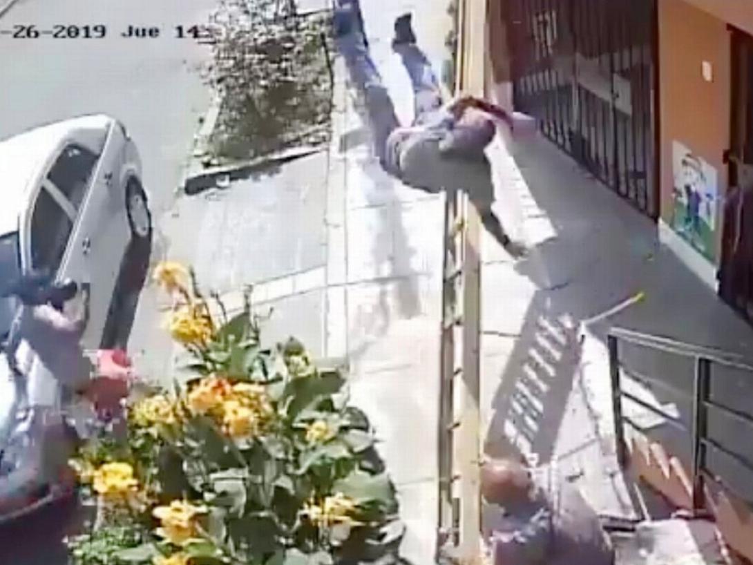 Έριξε μπογιατζή από σκάλα σε ύψος 9 μέτρων επειδή… του έκλεινε το δρόμο.jpg