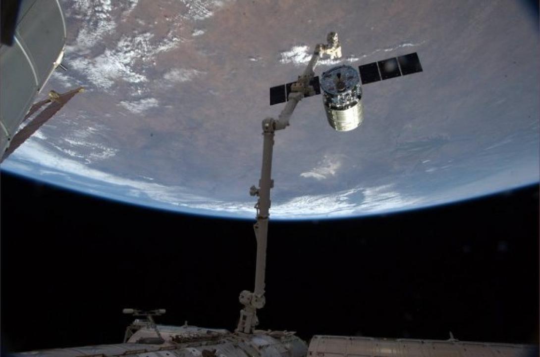 Καίγοντας τα σκουπίδια στο... διάστημα! 