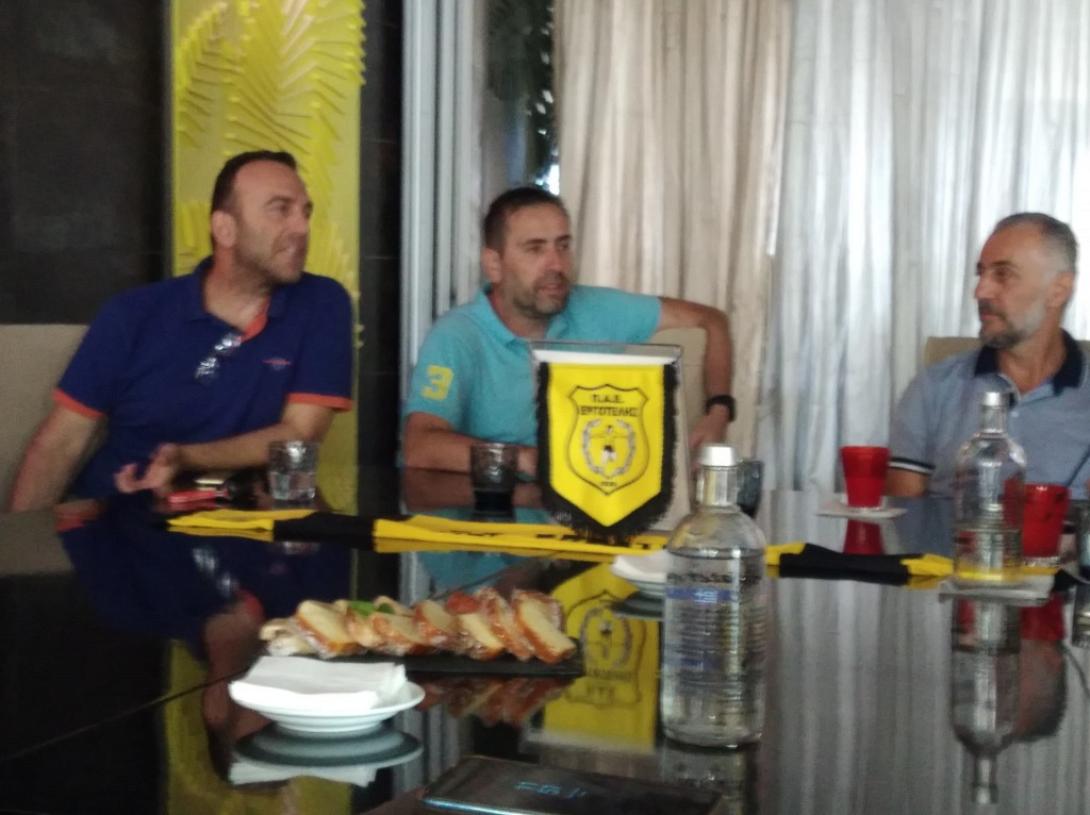 Σεβαστακης, Τουτζάρης και Ταουσιάνης