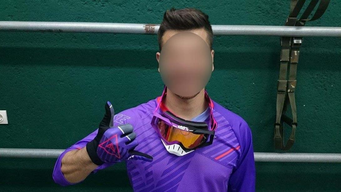 προπονητής τένις ασέλγεια