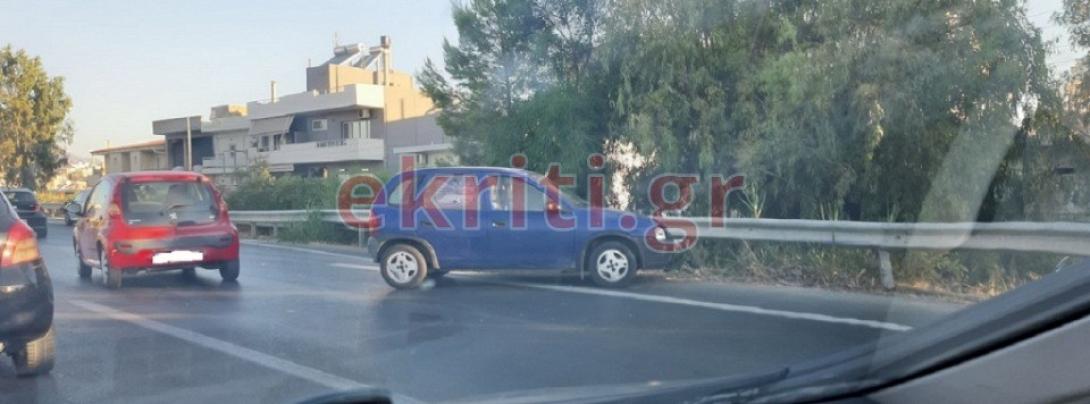 ευτυχώς χωρίς τραυματίες το τροχαίο