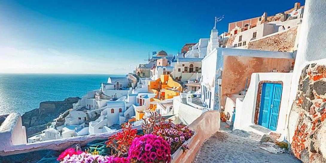 1143291-santorini_2018_680_new.jpg