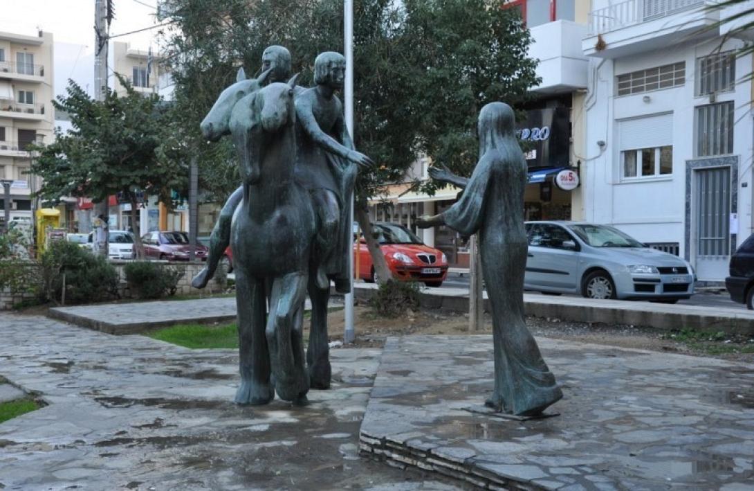 πλατεια κορναρου