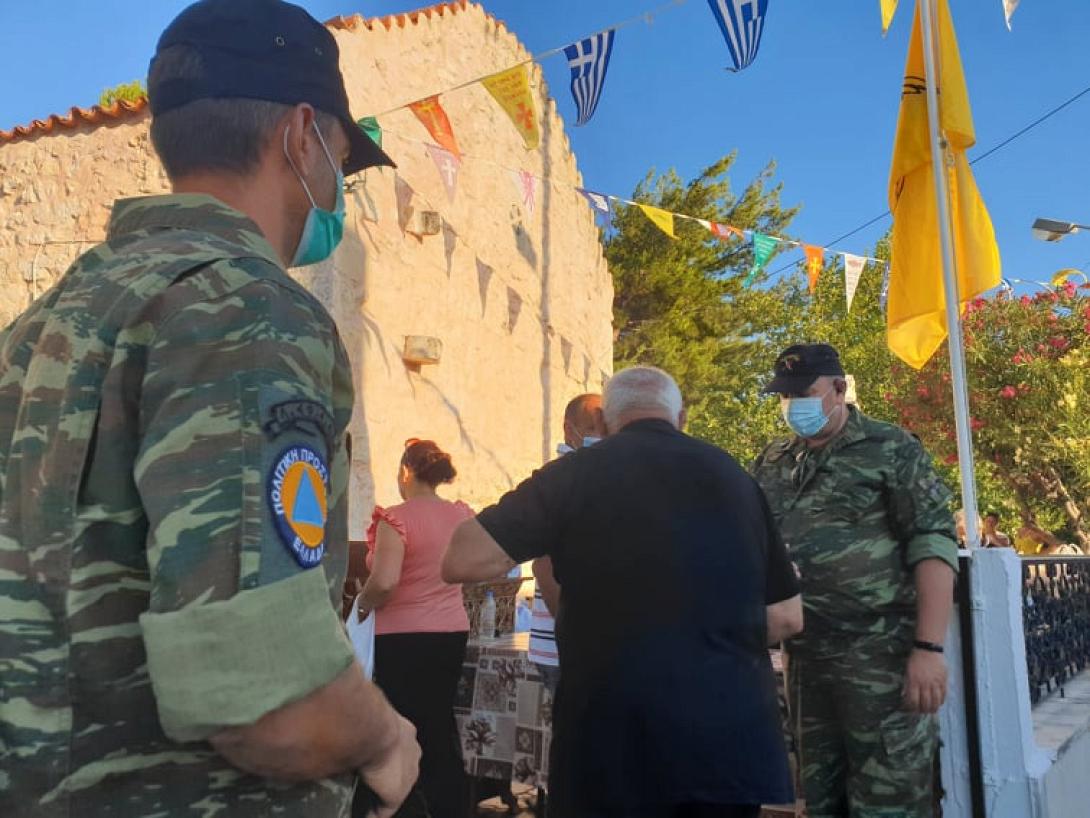 Τηρώντας τους κανόνες ασφαλείας και με τη συνδρομή της Λέσχης Εφέδρων Ενόπλων Δυνάμεων  – Παράρτημα Ηρακλείου, διοργανώθηκε μια υποδειγματική γιορτή.