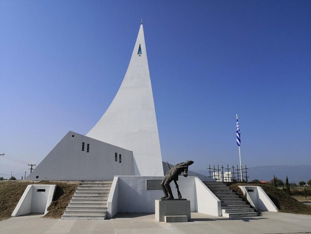 μνημείο 1940 τρίκαλα