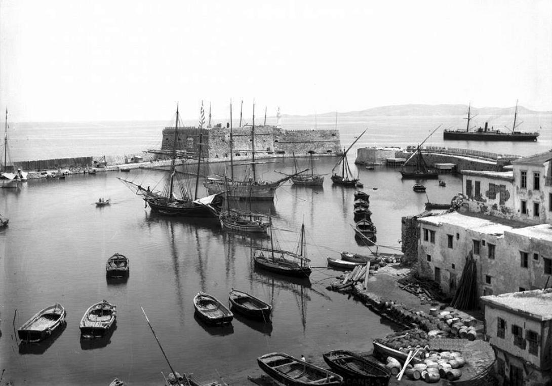 Ηράκλειο: Ένα φωτογραφικό ταξίδι στο παρελθόν!