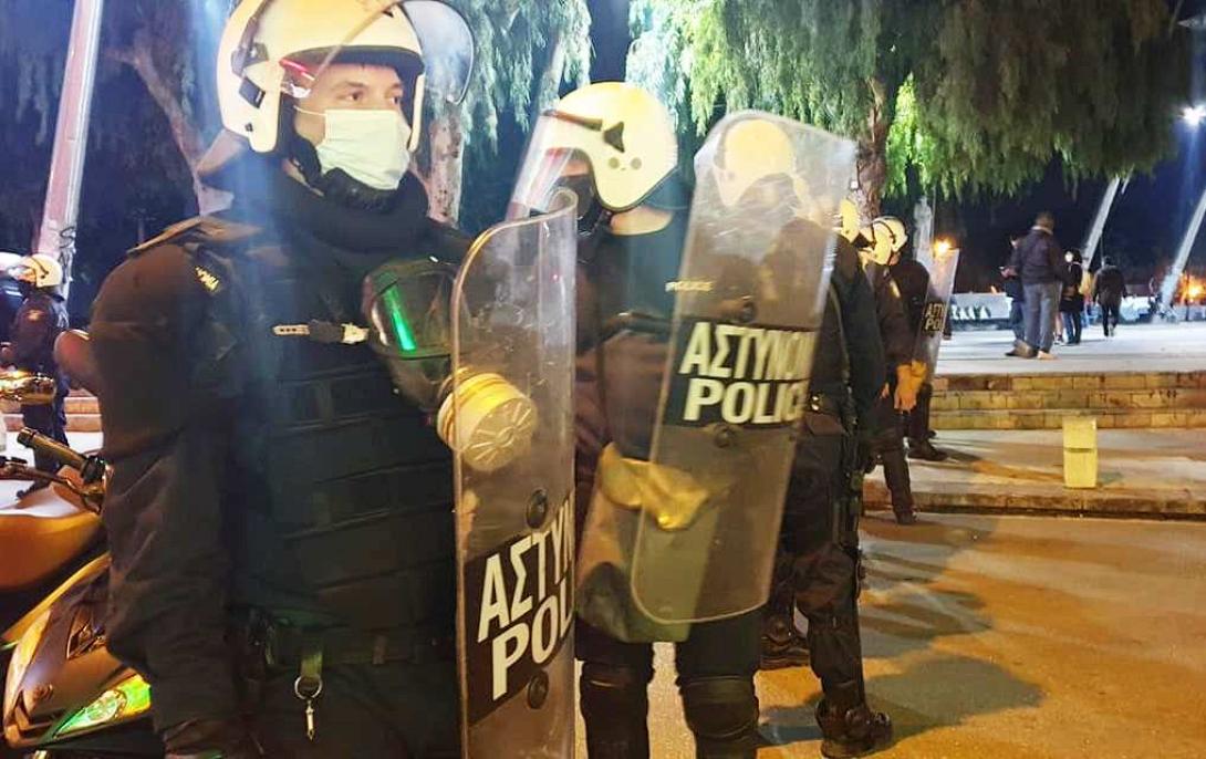 Ένταση και επεισόδια στο κέντρο του Ηρακλείου.