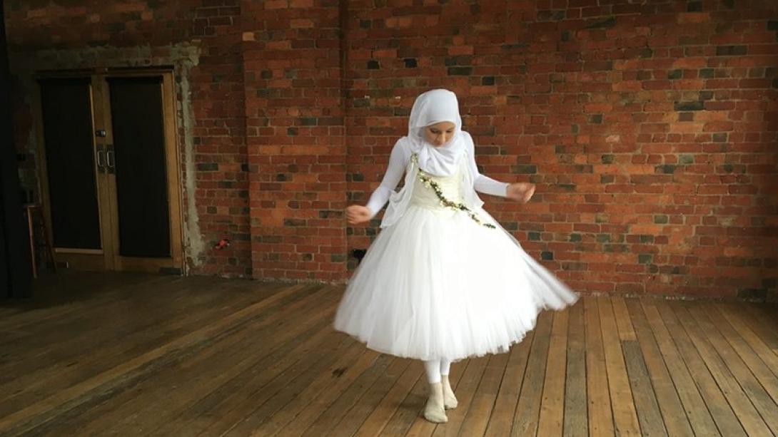 μπαλαρίνα με χιτζάμπ