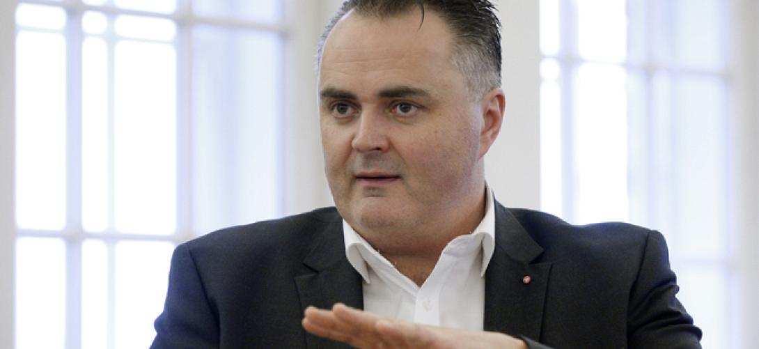 Χανς Πέτερ Ντόσκοτσιλ