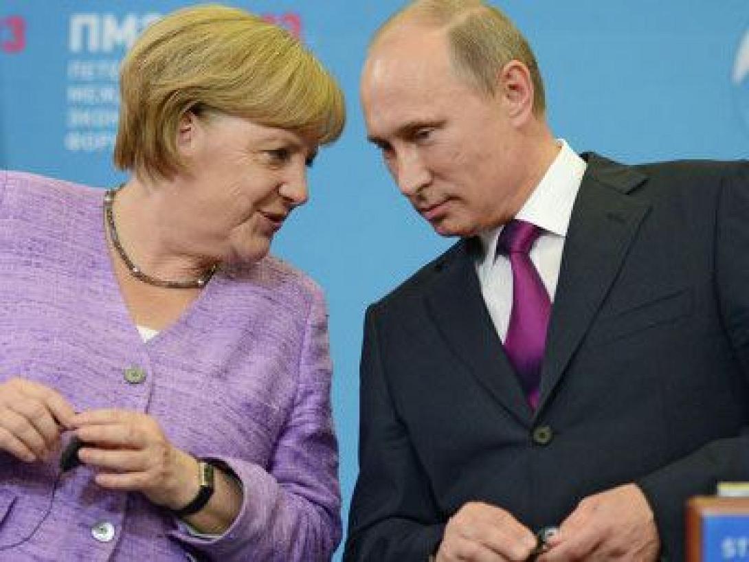 Σοβαρή εξέλιξη: Μέρκελ - Πούτιν συμφώνησαν να συνεχιστούν οι διαβουλεύσεις για την Ουκρανία