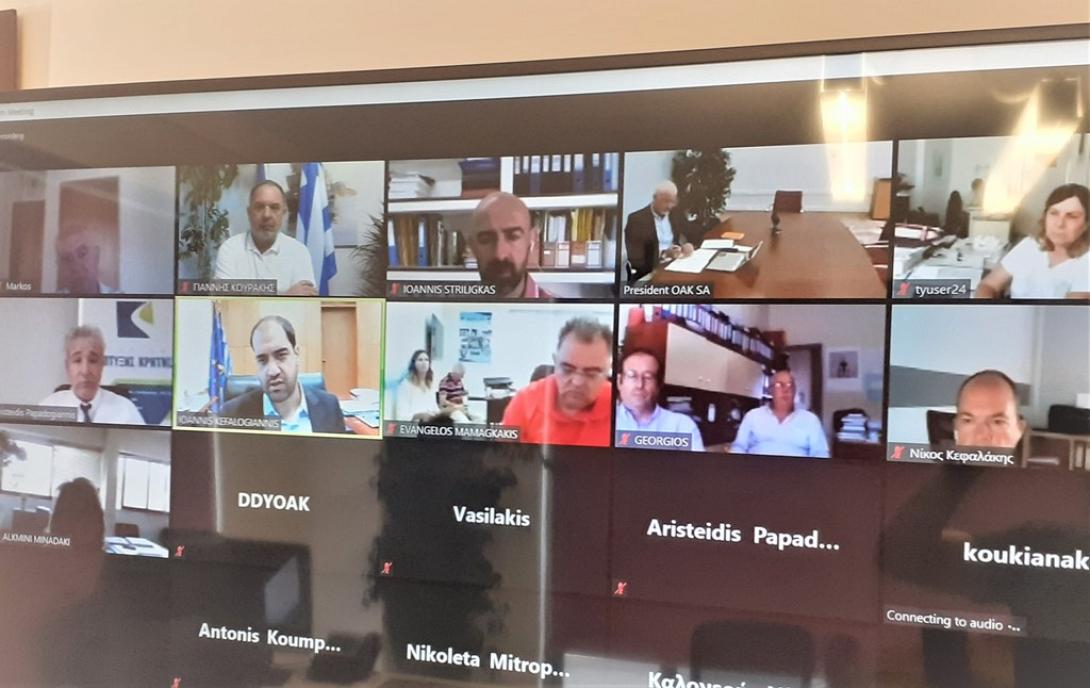 Από τη συνεδρίαση του Διοικητικού Συμβουλίου του Οργανισμού Ανάπτυξης Κρήτης (ΟΑΚ) που πραγματοποιήθηκε σήμερα παρουσία του Υφυπουργού Υποδομών και Δικτύων κ. Γιάννη Κεφαλογιάννη.