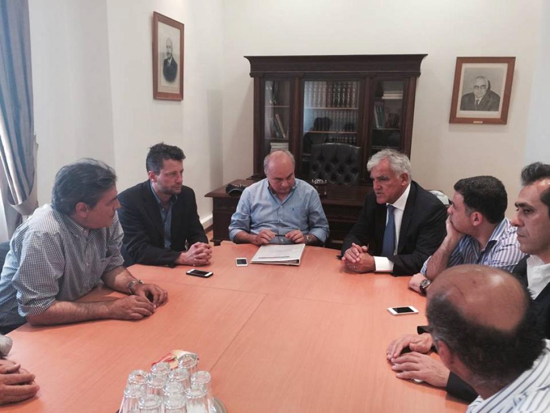 Συνάντηση Τσόκα και Κεφαλογιάννη με εκπροσώπους του Εμπορικού και Βιομηχανικού Επιμελητηρίου Ηρακλείου