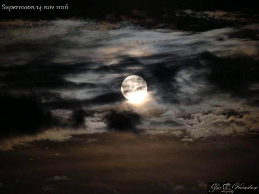 σουπερ φεγγαρι.jpg