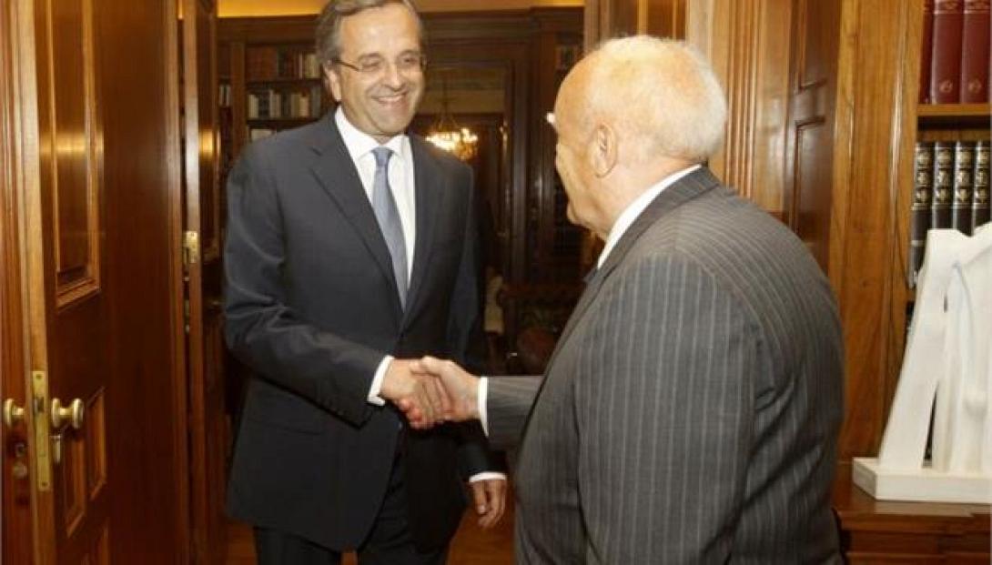 Ορκίστηκαν οι νέοι υπουργοί - Τι είπαν Σαμαράς - Παπούλιας στη συνάντηση τους