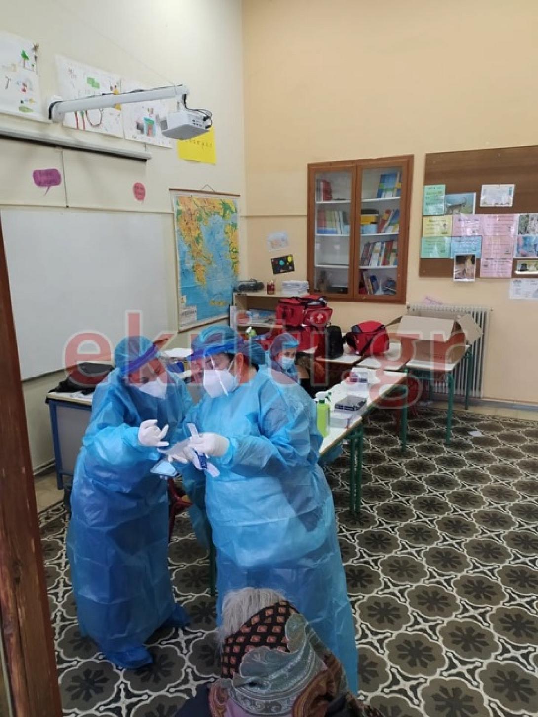 Το κλιμάκιο του ΕΟΔΥ επί τω έργω