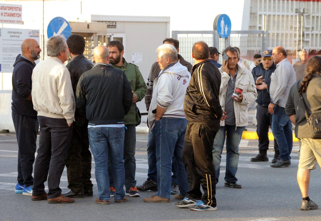 αγροτες λιμανι.jpg