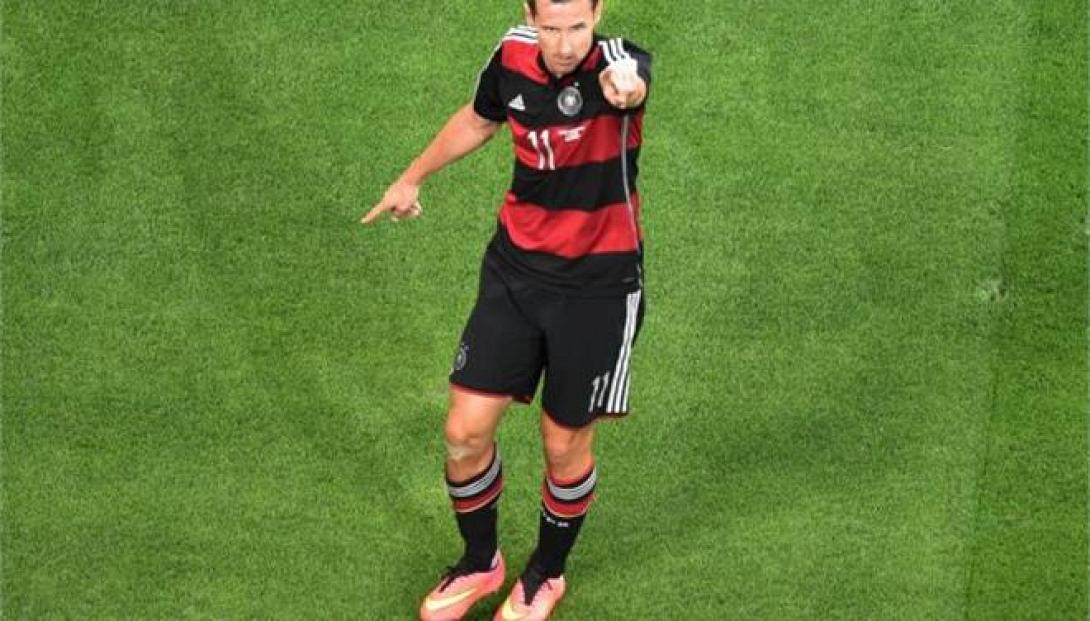 Κλοζέ: «Ο πιο ολοκληρωμένος παίκτης όλων των εποχών ο Ρονάλντο»