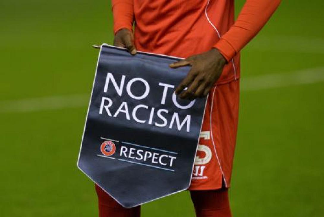 18_football_racism_g.jpg