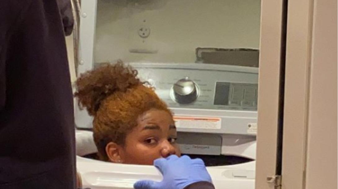 πλυντήριο 18χρονη ΗΠΑ