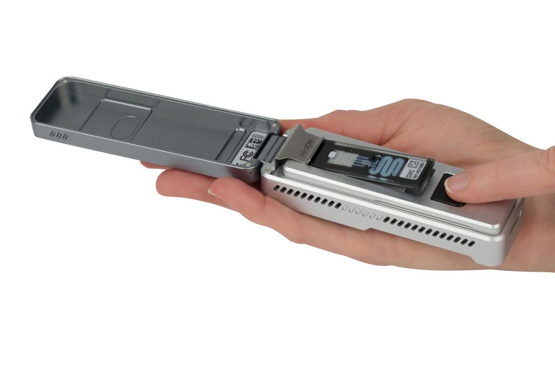 συσκευη ανιχνευσης, επιστημονες