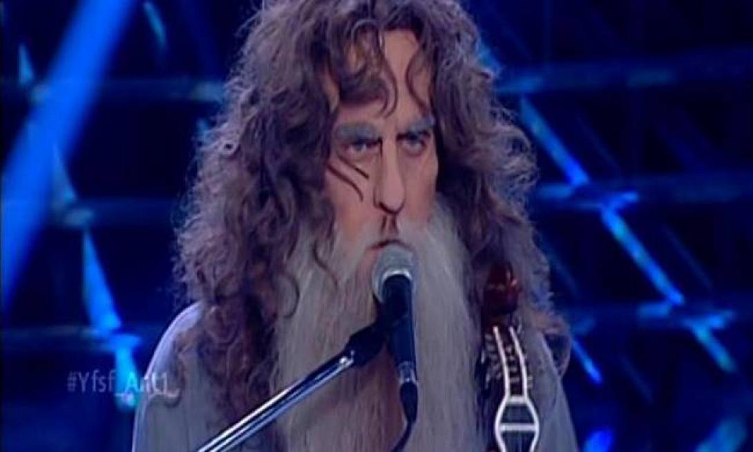 Ο "Ψαραντώνης" κέρδισε το σόου μιμήσεων! (βίντεο)