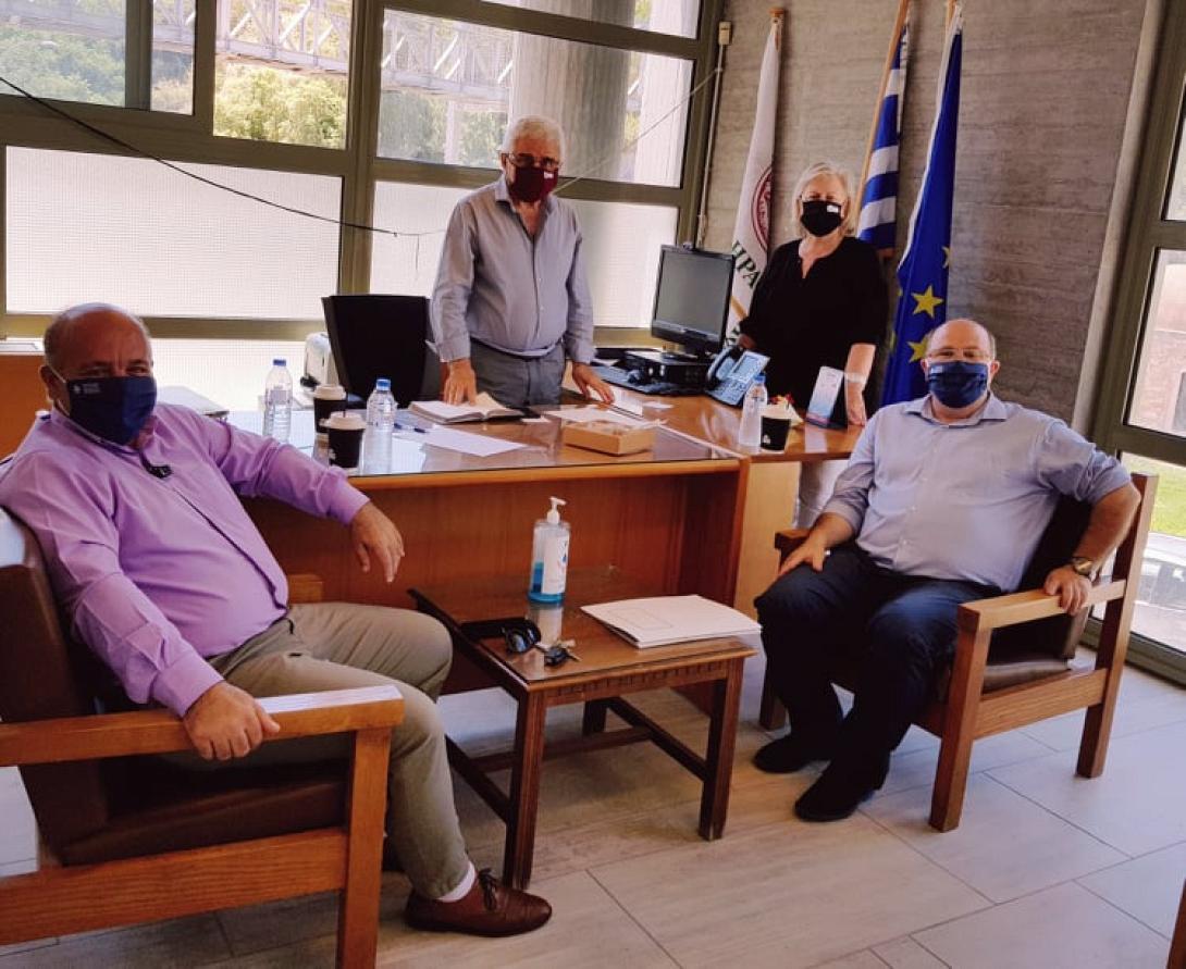 Συνάντηση του Διευθυντή Πρωτοβάθμιας Εκπαίδευσης Ηρακλείου με τον Αντιδήμαρχο Δημοτικής Περιουσίας του Δήμου Ηρακλείου 