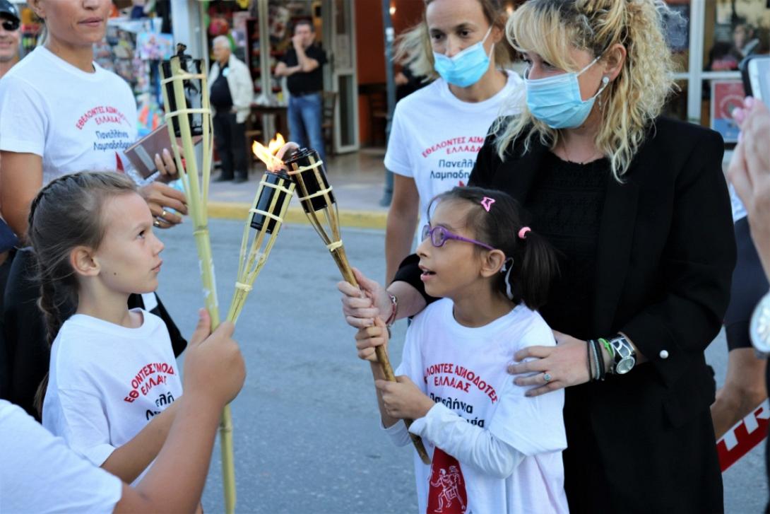 Τα παιδιά ήταν οι μεγάλοι πρωταγωνιστές στην 19η Λαμπαδηδρομία που πραγματοποιήθηκε στο Δήμο Μαλεβιζίου.