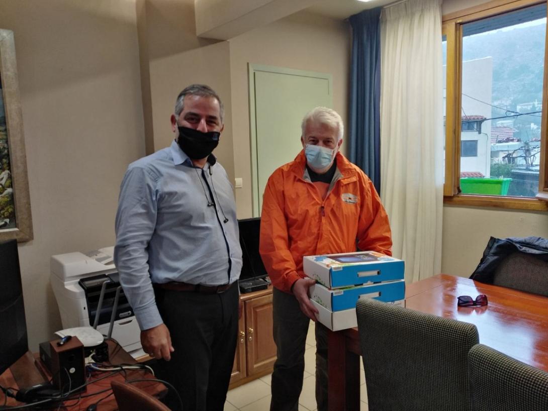 Ο Δήμος Οροπεδίου Λασιθίου αγόρασε και εγκατέστησε ηλεκτρονικούς υπολογιστές στο δημοτικό σχολείο του Αγ. Γεωργίου