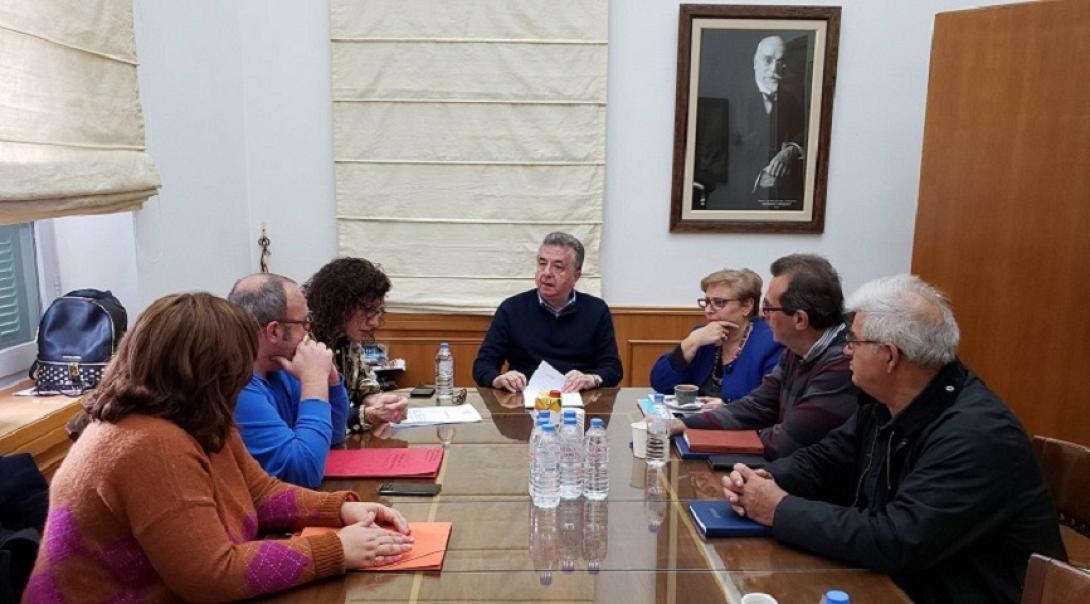 υπογραφη σύμβασης