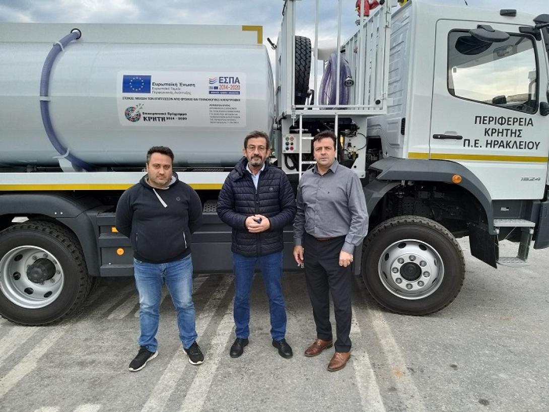 Τρία νέα οχήματα για την Πολιτική Προστασία της Π.Ε. Ηρακλείου