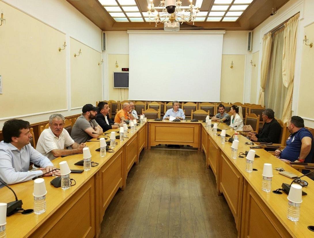 από την υπογραφη της συμβασης