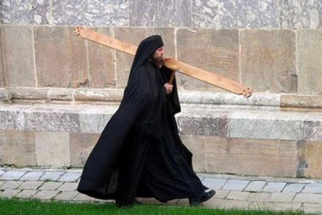 Η απάντηση της μονής Εσφιγμένου για την επέμβαση της αστυνομίας