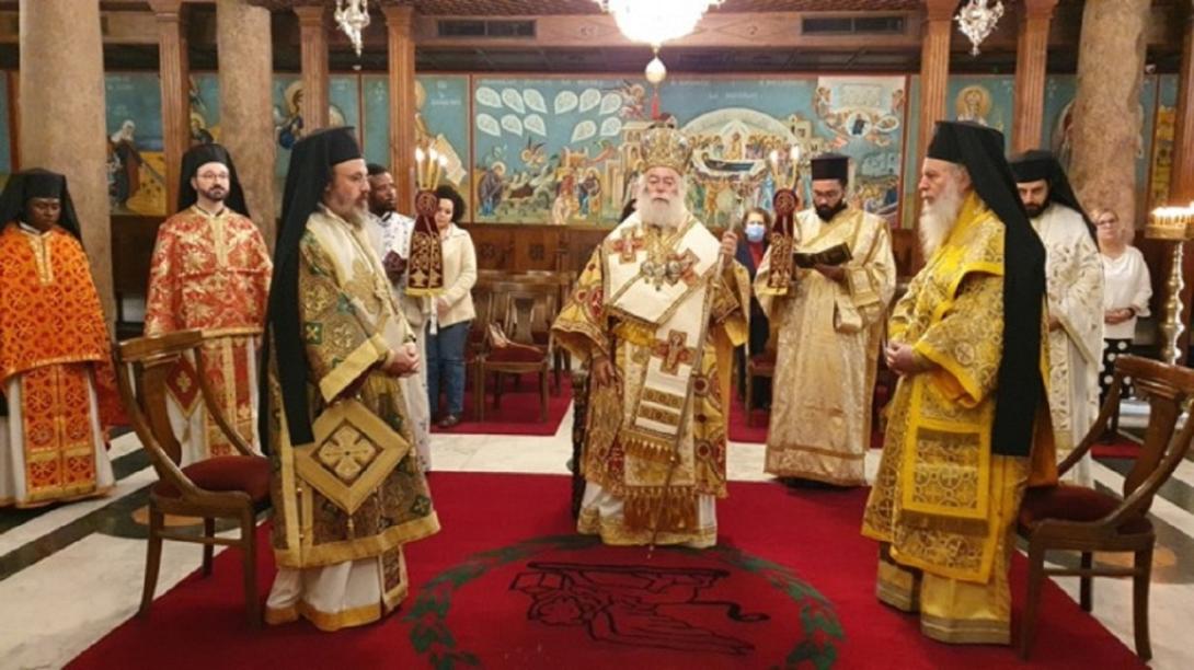 Ο Πατριάρχης Αλεξανδρείας και οι Ιεράρχες.