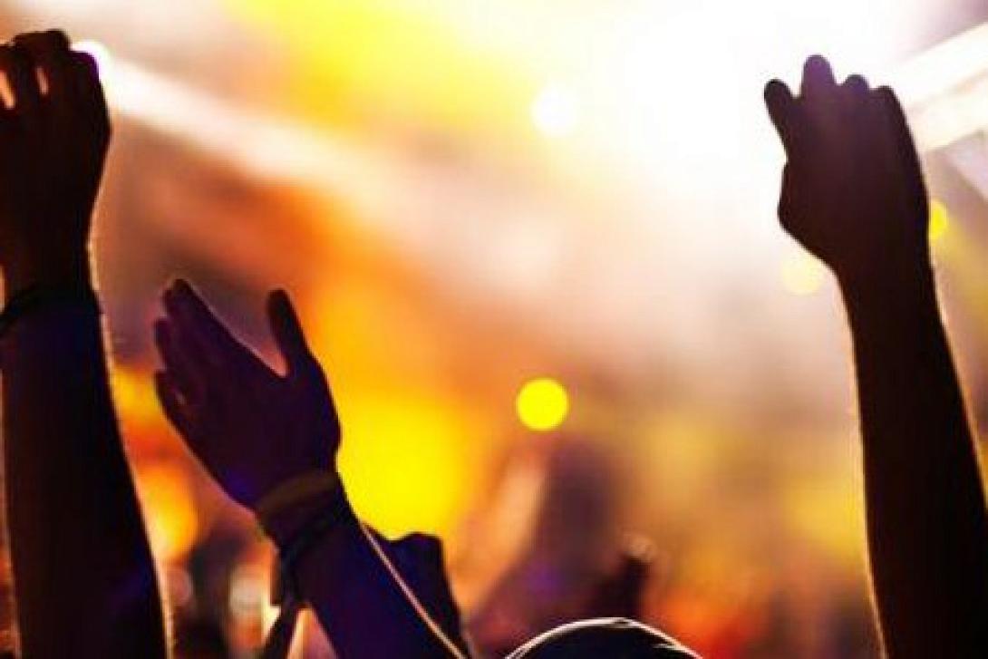 Το 1ο κρητικό μουσικό φεστιβάλ στην Ψαρομούρα