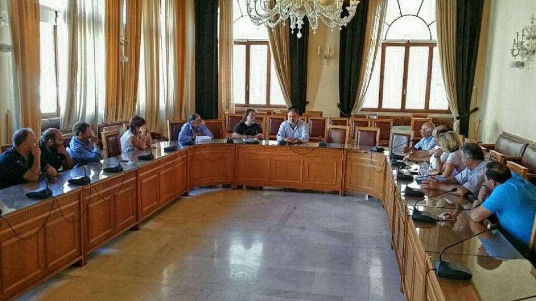 Συνάντηση του Γ. Κουράκη με τους προέδρους των τοπικών κοινοτήτων του Δήμου Ηρακλείου 