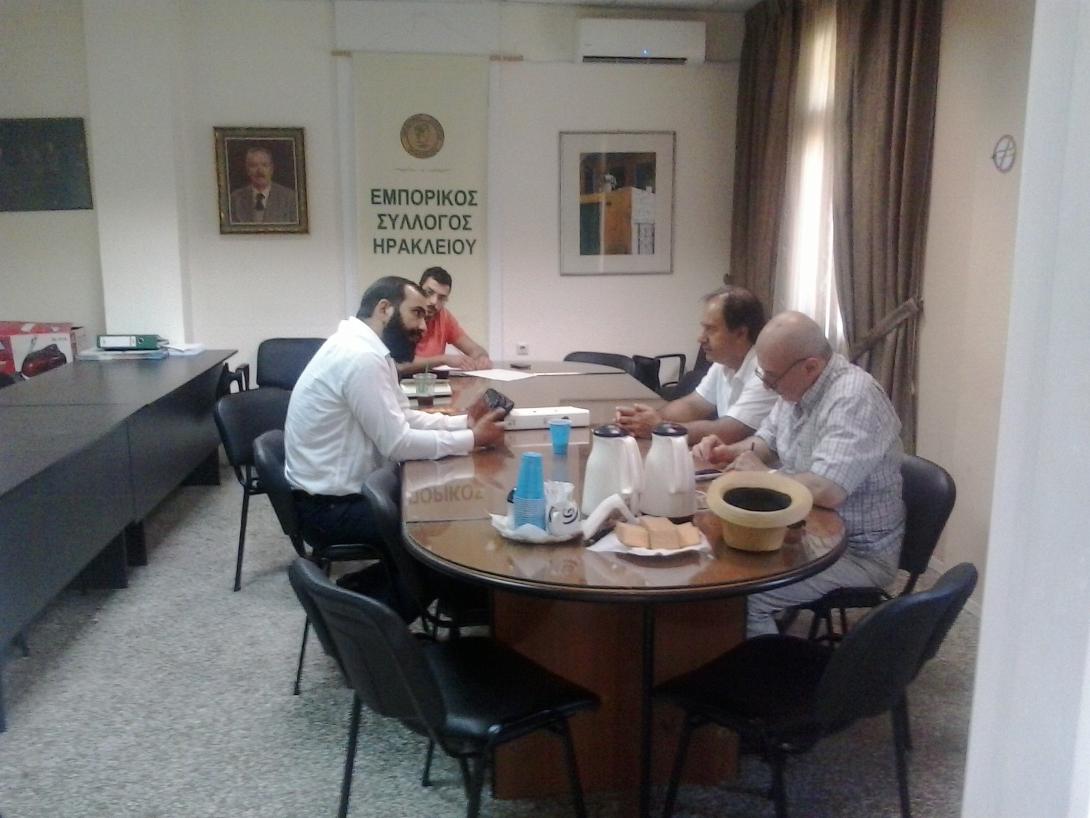 Ο βουλευτής των ΑΝ.ΕΛ. Κώστας Δαμαβολίτης στον Εμπορικό Σύλλογο Ηρακλείου