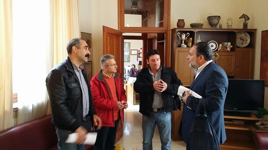 Συνάντηση δημάρχου Ηρακλείου με σχολικούς φύλακες