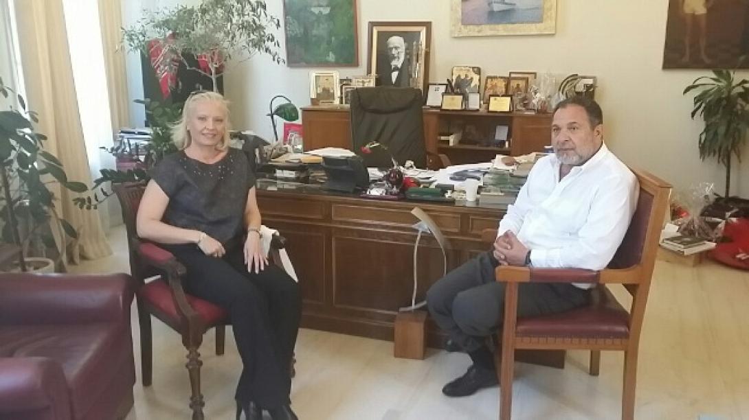 Συνάντηση Δημάρχου Ηρακλείου με υπ.Ευρωβουλευτή της " Έλιάς" Μ.Παπαιωάννου-Σφαέλου