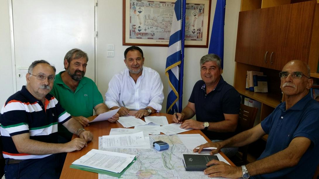 Υπεγράφη η σύμβαση για το νέο αρδευτικό δίκτυο του Αγίου Σύλλα