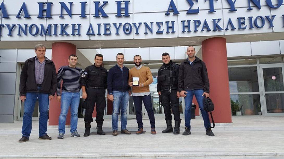 αστυνομικοι