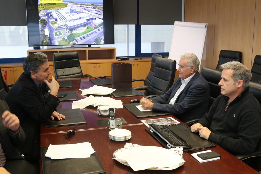 τσακαλώτος πλαστικά κρήτης