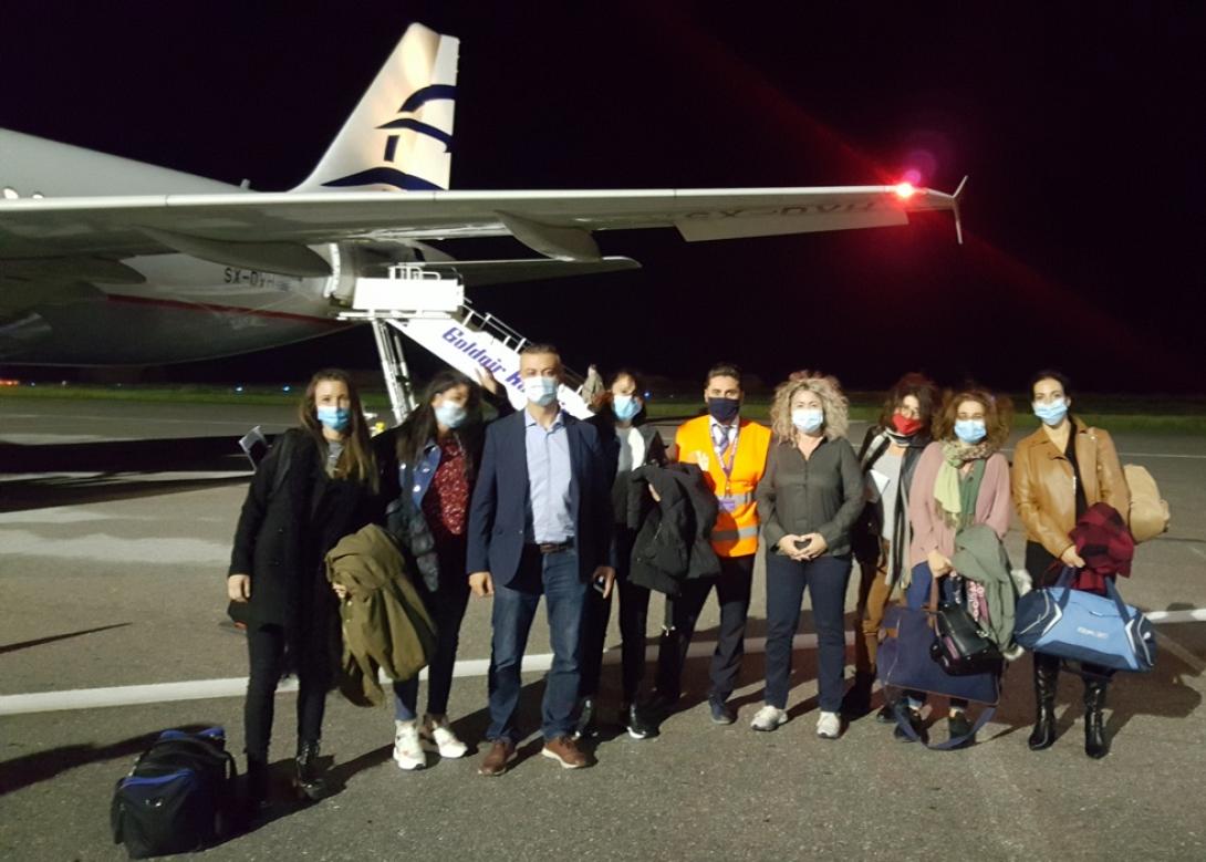 Οι νοσηλεύτριες θα προσφέρουν τις υπηρεσίες τους στη δοκιμαζόμενη από τον κορωνοϊό Θεσσαλονίκη.