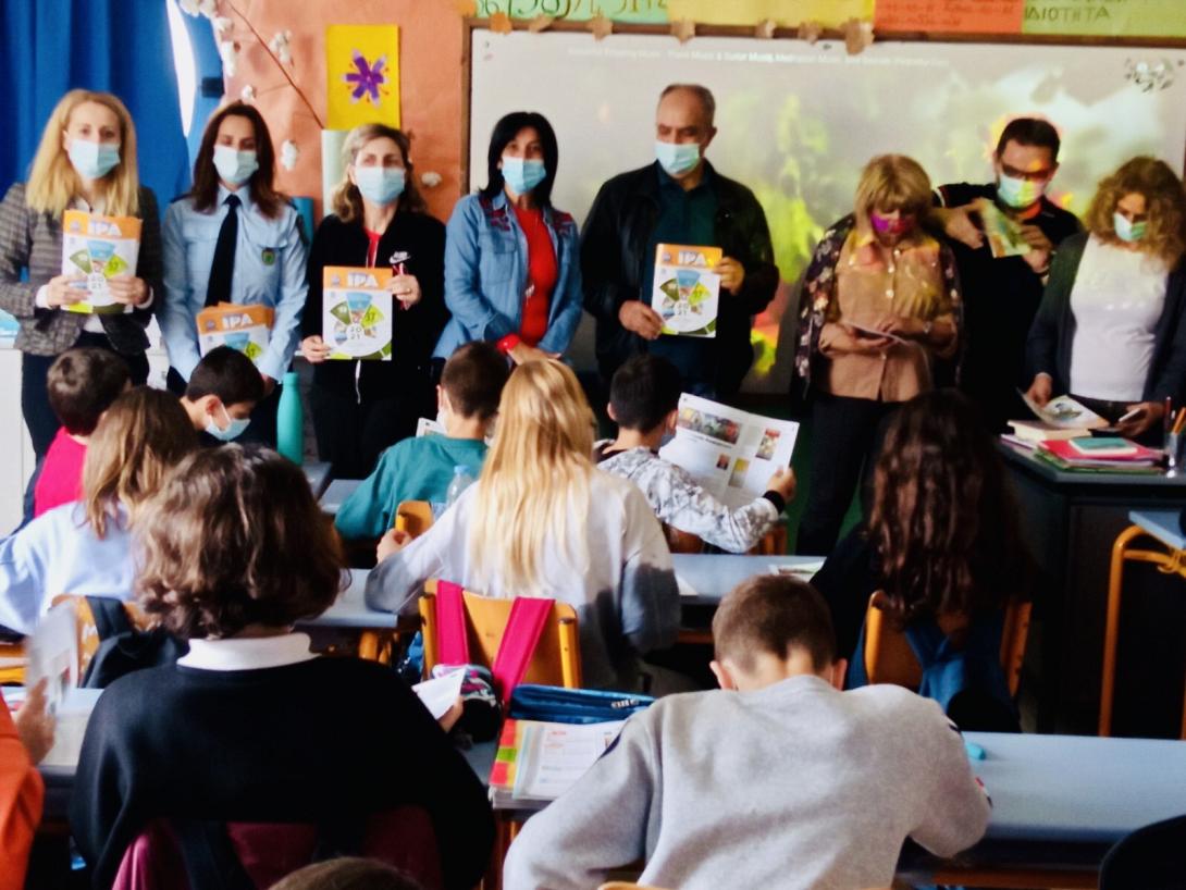 Μέλη της Διεθνούς Ένωσης Αστυνομικών επισκέφθηκαν δημοτικά σχολεία