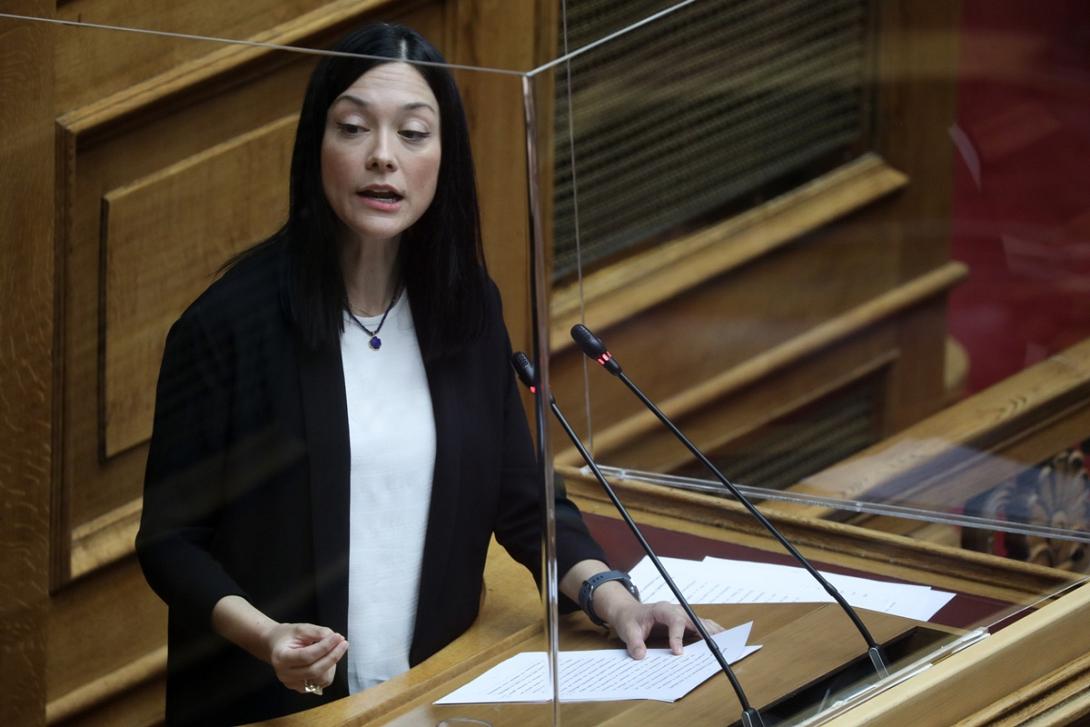 Νάντια Γιαννακοπούλου