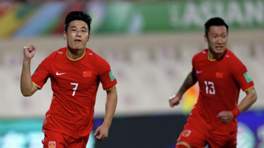 κινεζοι ποδοσφαιρριστες