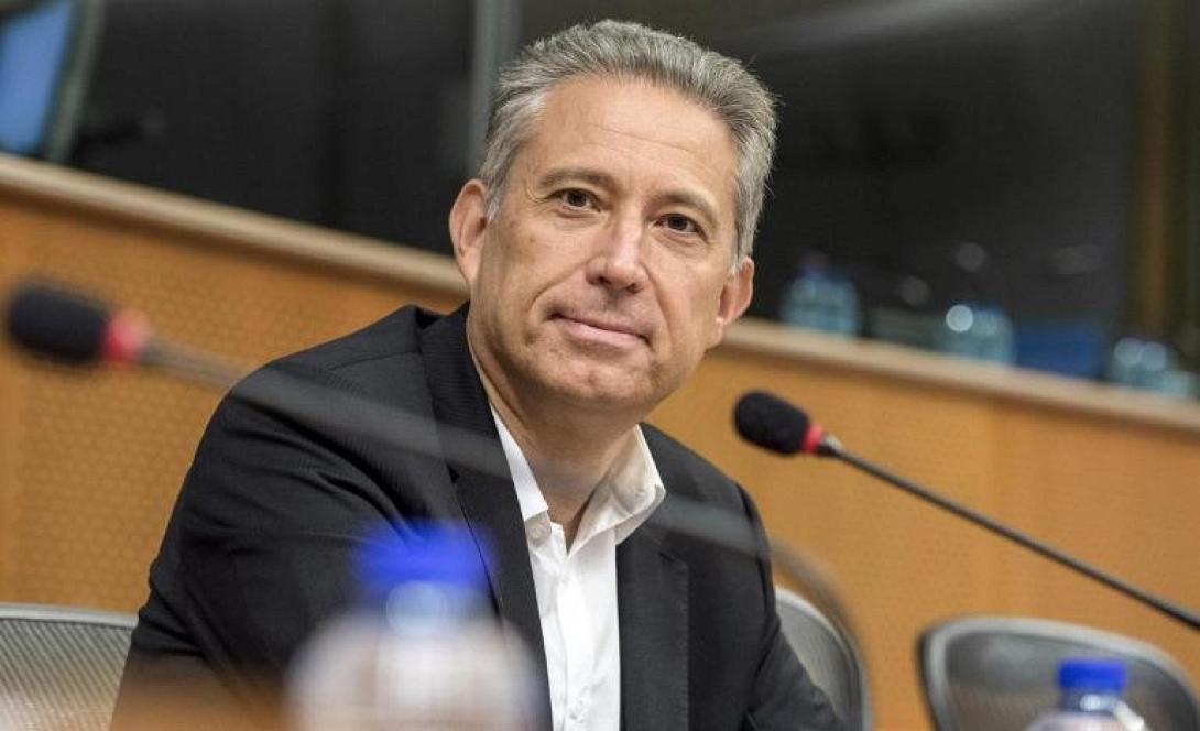 κώστας χρυσόγονος