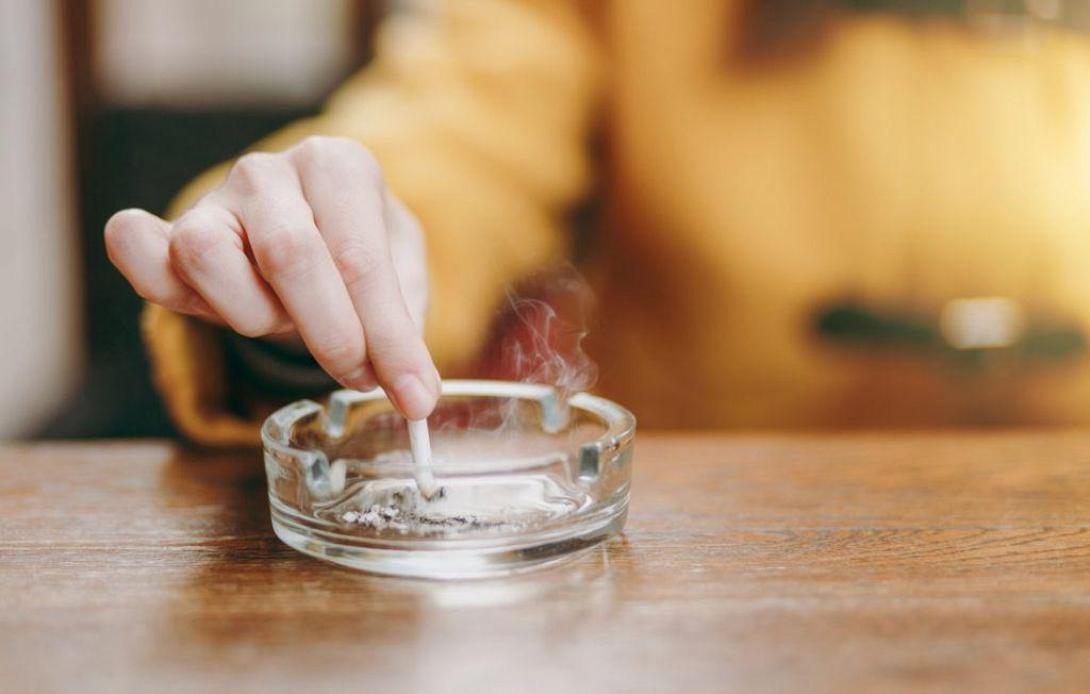 τασάκια - καφετέρια