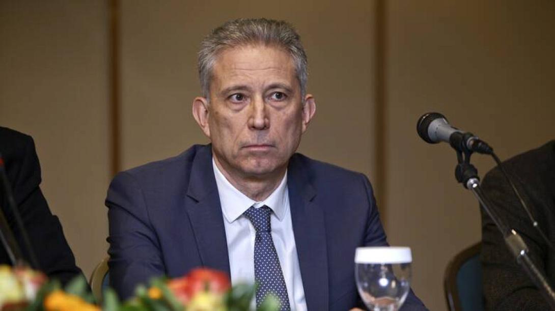 Κώστας Χρυσόγονος