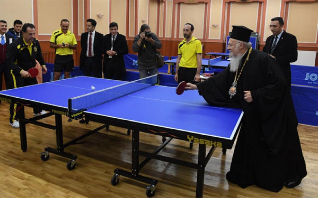 Βαρθολομαίος πινγκ πονγκ