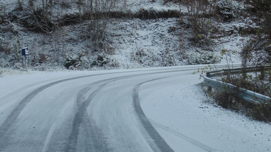 χιόνια Ηράκλειο - Μεσαρα
